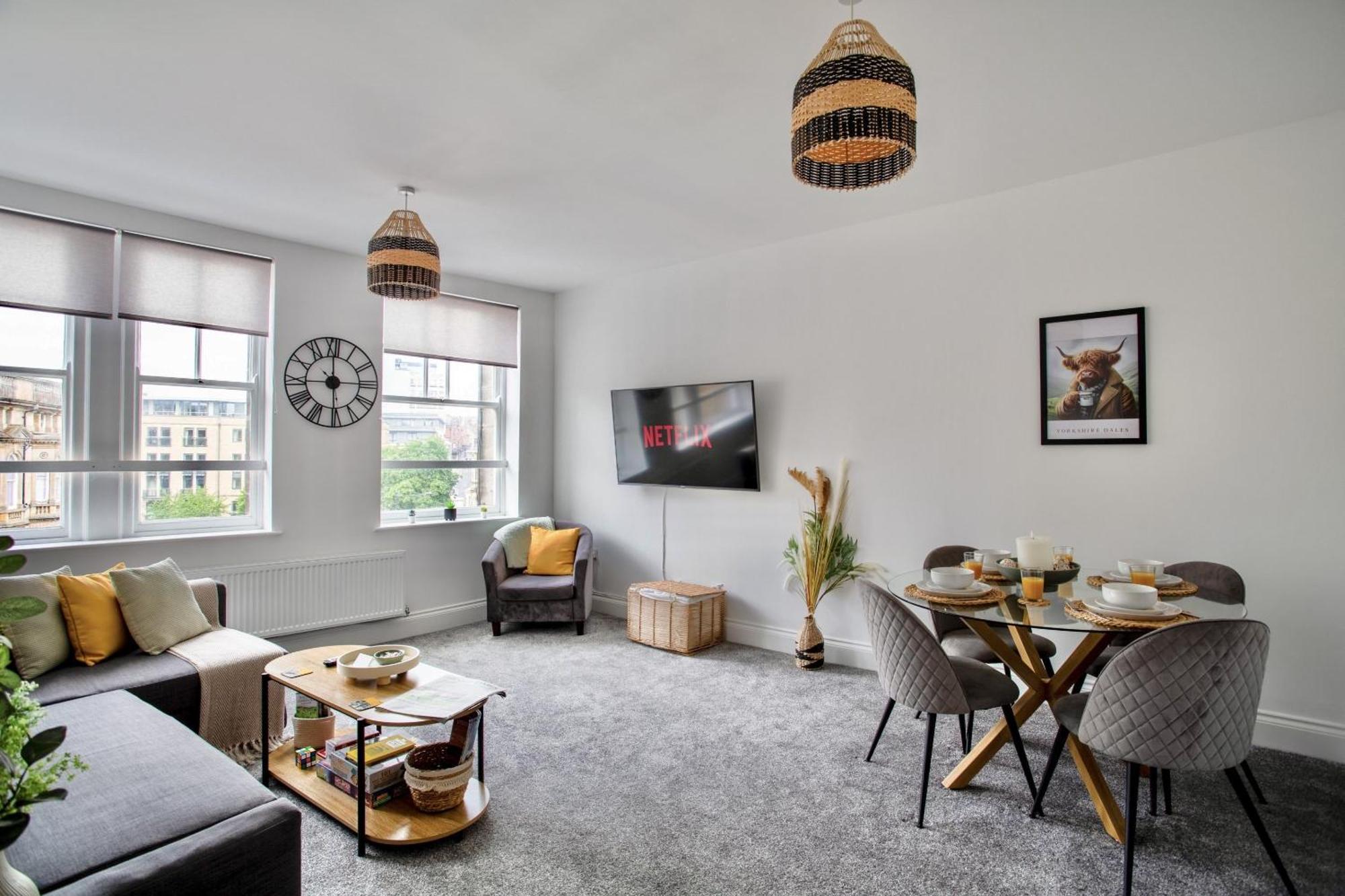 The Yorkshire Crown - Luxury Apartment - Free Parking Nearby Harrogate Exterior photo